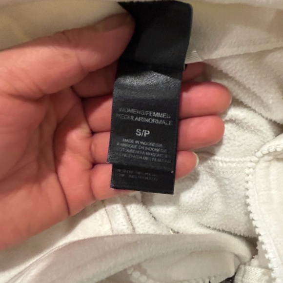 The North Face Women's Snow Jacket - White - Picture 12 of 14